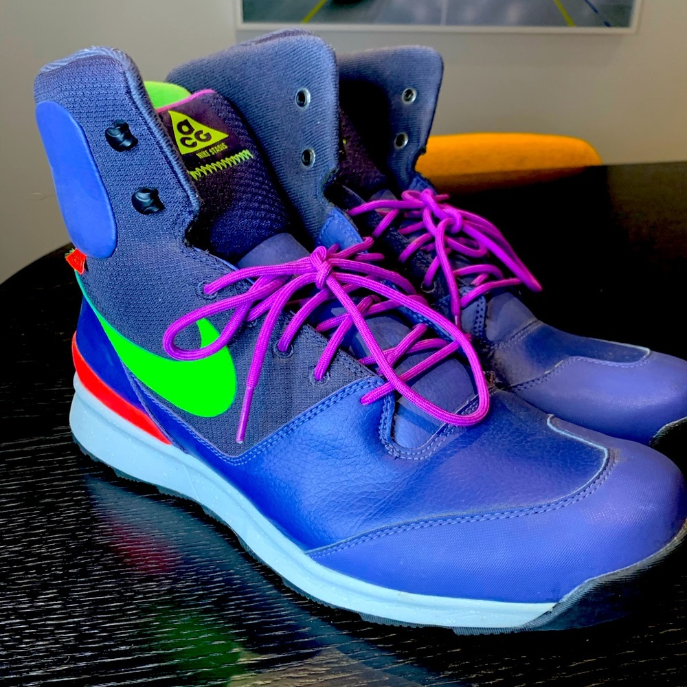 Nike ACG boots, excellent condition, worn twice.